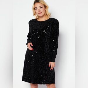 Halston Heritage Black Sequin Mini Dress! Size Medium NEW